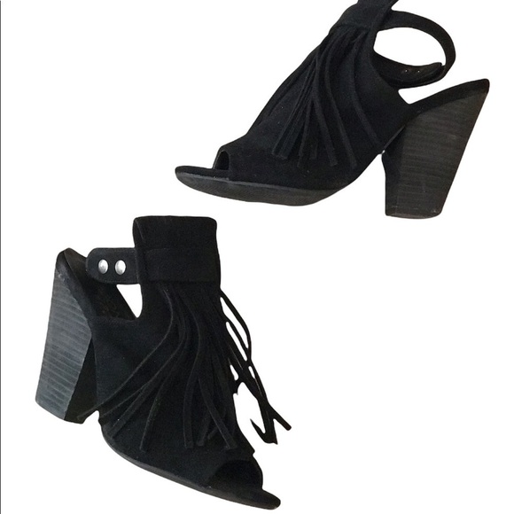 Coconuts By Matisse Fringe Faux Black Suede Ankle Boots Stacked Heel Size 8M - Picture 1 of 8